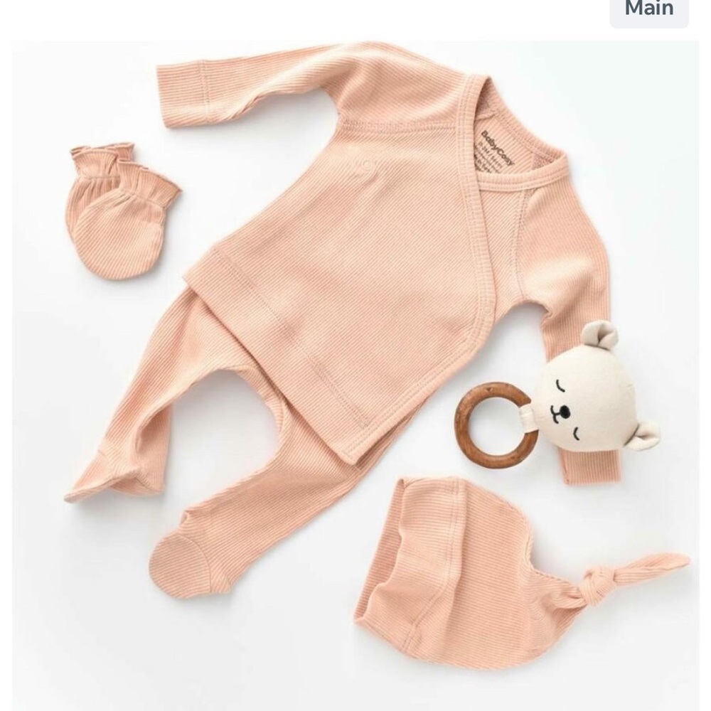 Adorable and Comfortable - Baby Boy 4 Piece Set in High-Quality Cotton.